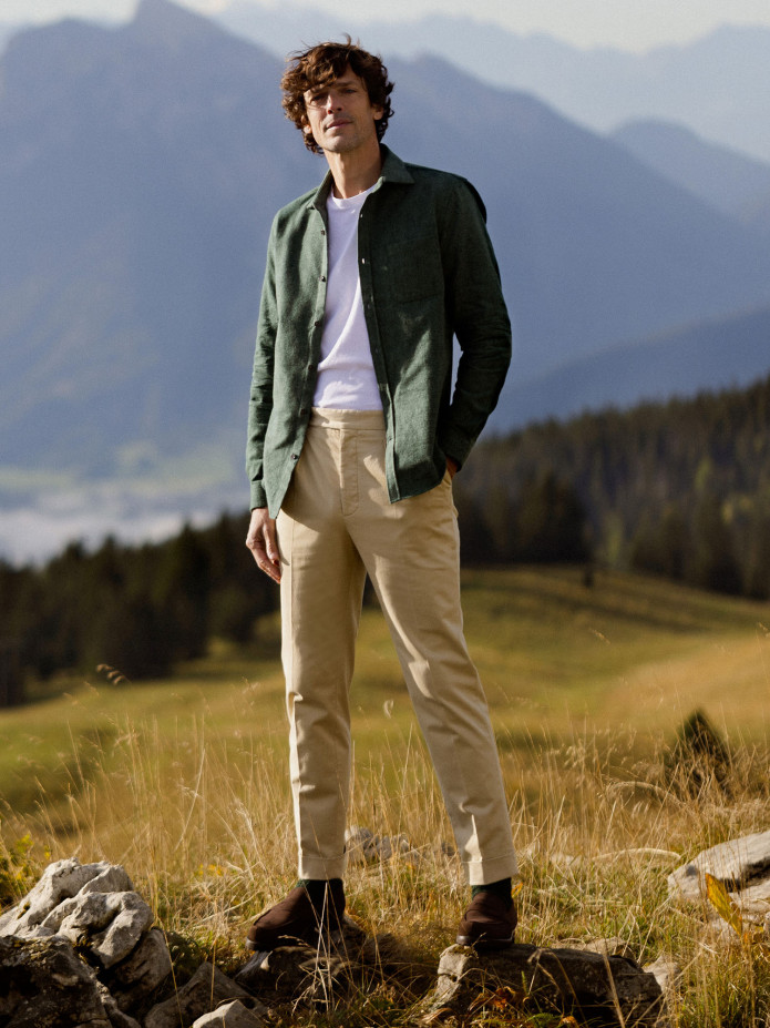 Camicia verde in flanella pesante con collo italiano