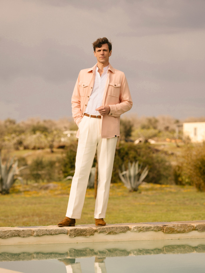 Chemise col droit ouvert en popeline blanche