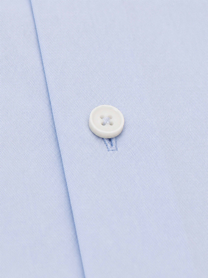 Camicia collo italiano con polsini mousquetaire
