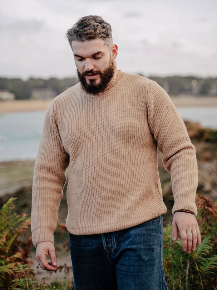 Maglione dolcevita color cammello Adam
