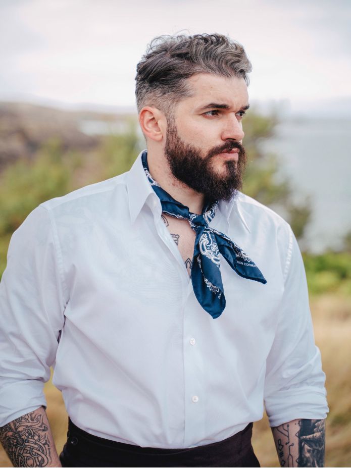 Bandana blu navy con motivo paisley LISBURN