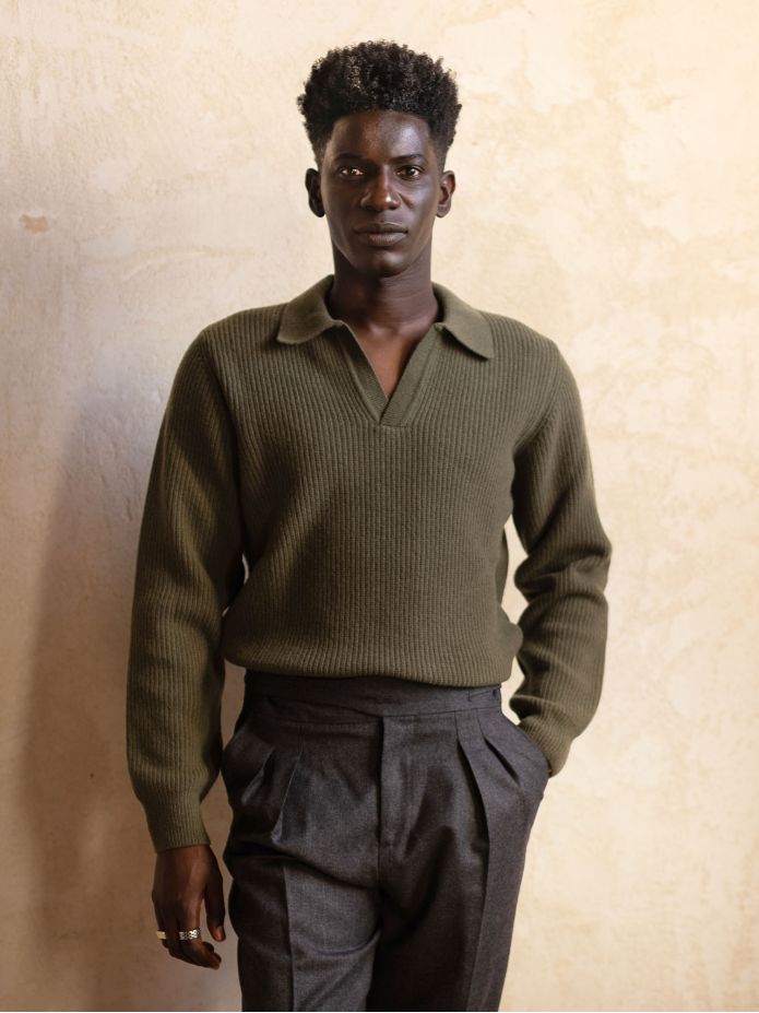 Maglione verde a maglia con collo polo Finn