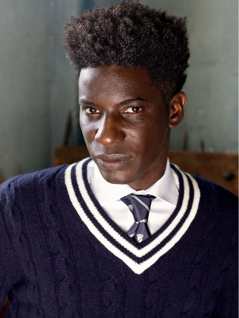 Maglione blu navy con scollo a V Scott
