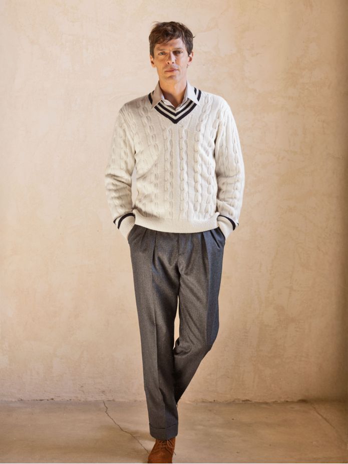 Maglione écru a trecce con scollo a V Scott