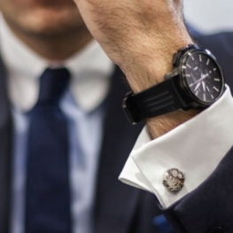 Un altro orologio al tuo polso.