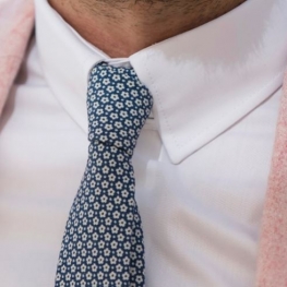 La Camicia collo inglese: l'eleganza british